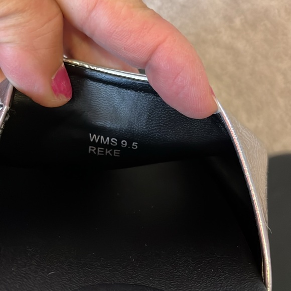 Silver fun platform sandals - Picture 4 of 4